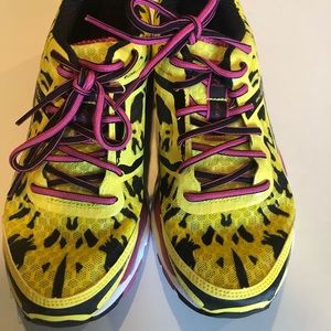 Mizuno wave creation 15 - women’s 7.5